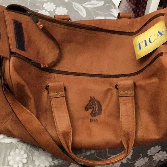 TICA Leather Duffle Bag with Crossbody Strap Large Sport Travel Bag Unisex. - Picture 5 of 16